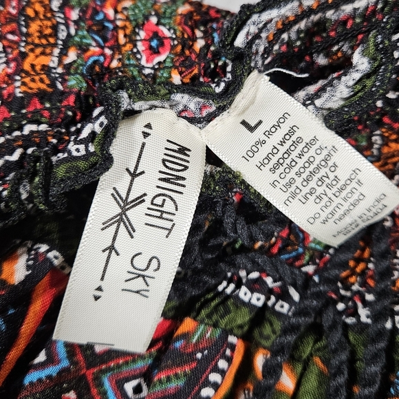 Midnight Sky Juniors Bohemian Style Off The Shoulder Blouse, Green/Multi, Large - Picture 8 of 11